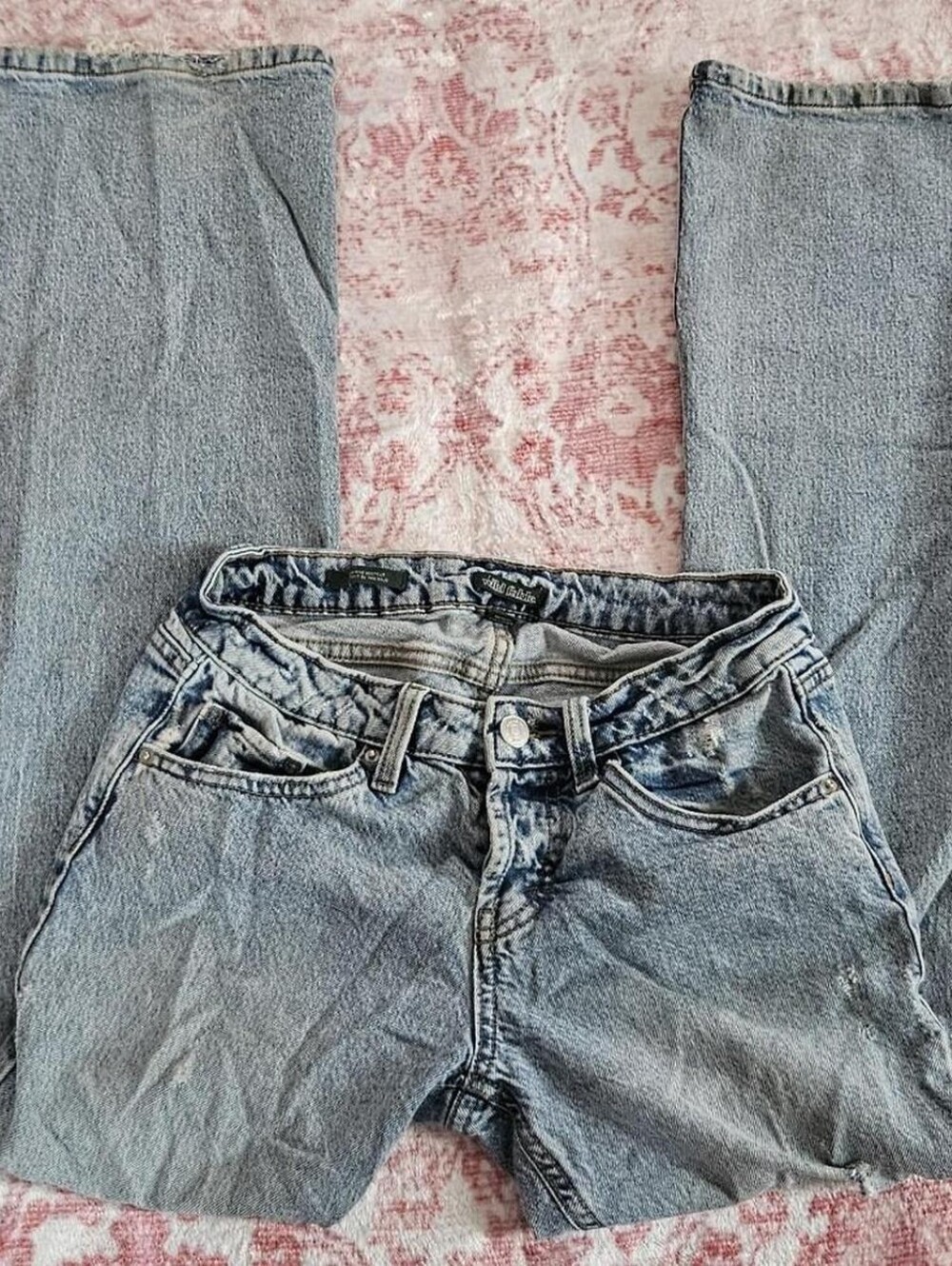 Light Wash Lowrise Bootcut Jeans